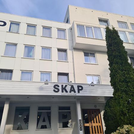 Skap Hostel Мандал Екстериор снимка