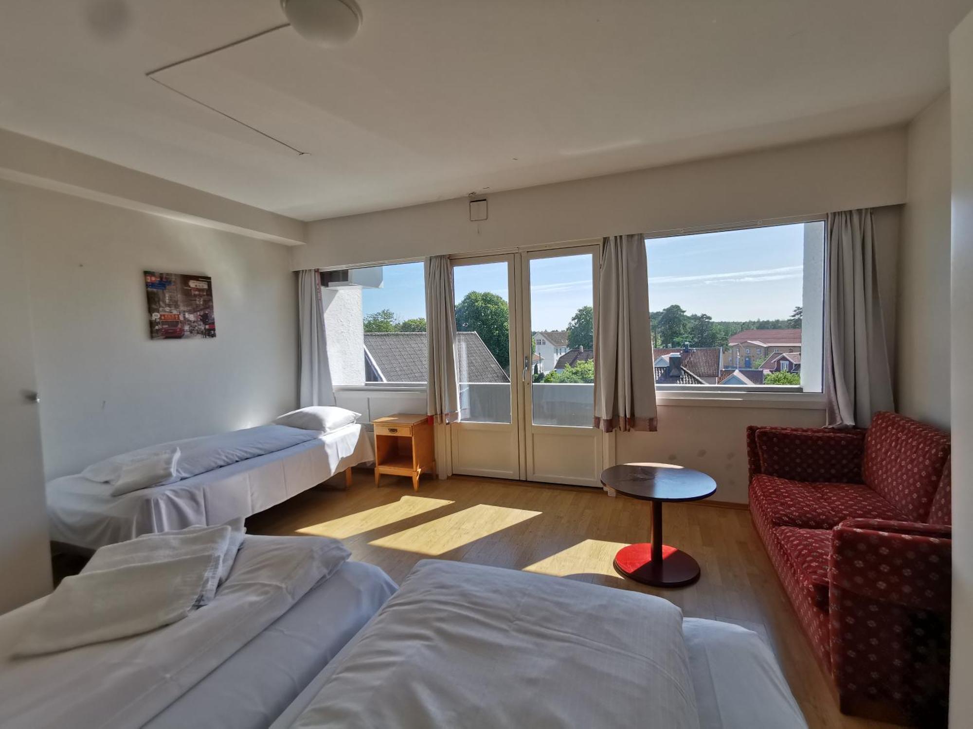 Skap Hostel Мандал Екстериор снимка