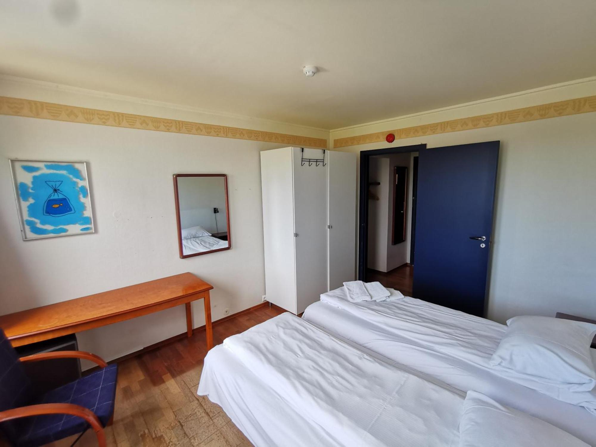 Skap Hostel Мандал Екстериор снимка