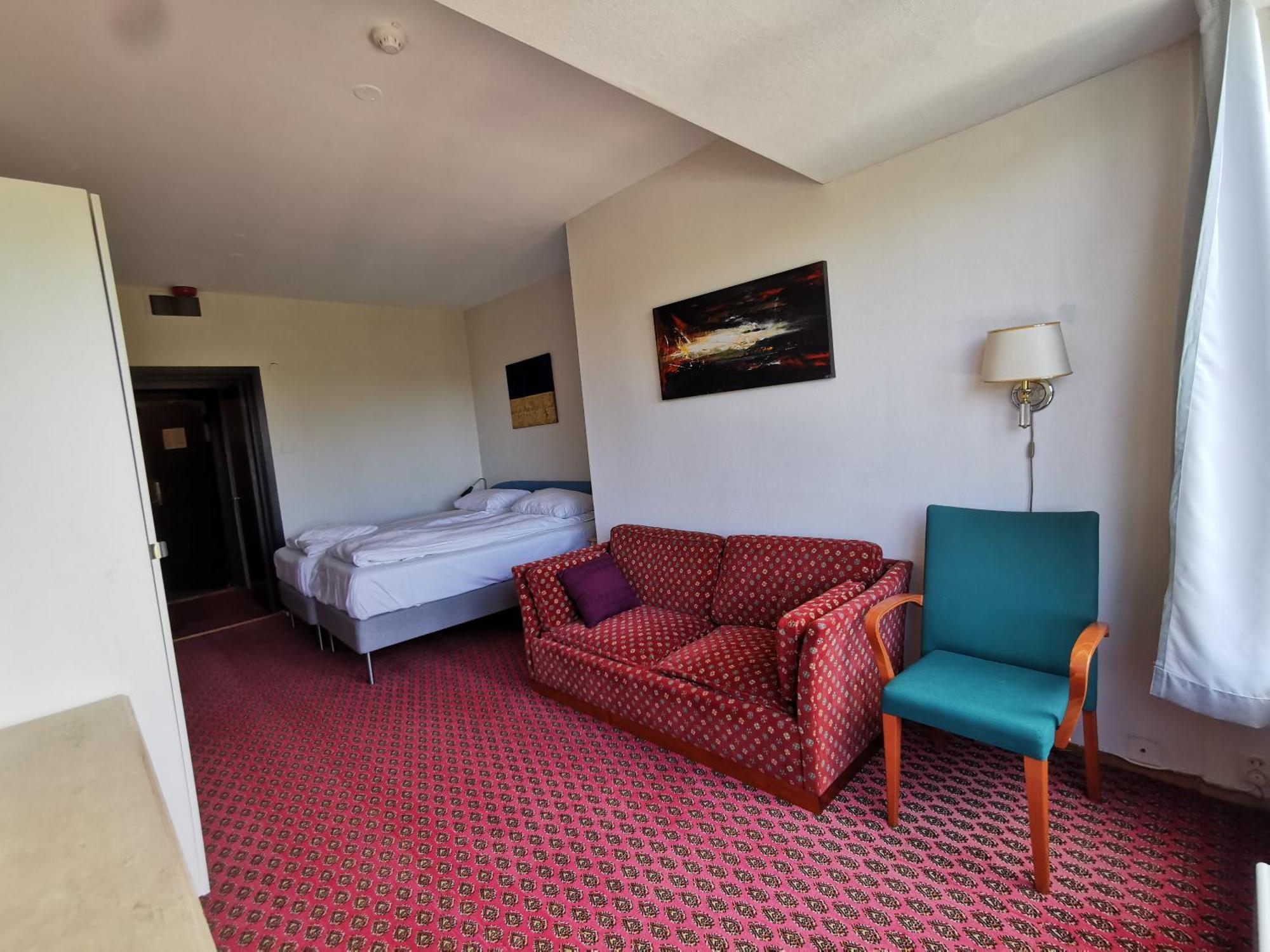 Skap Hostel Мандал Екстериор снимка